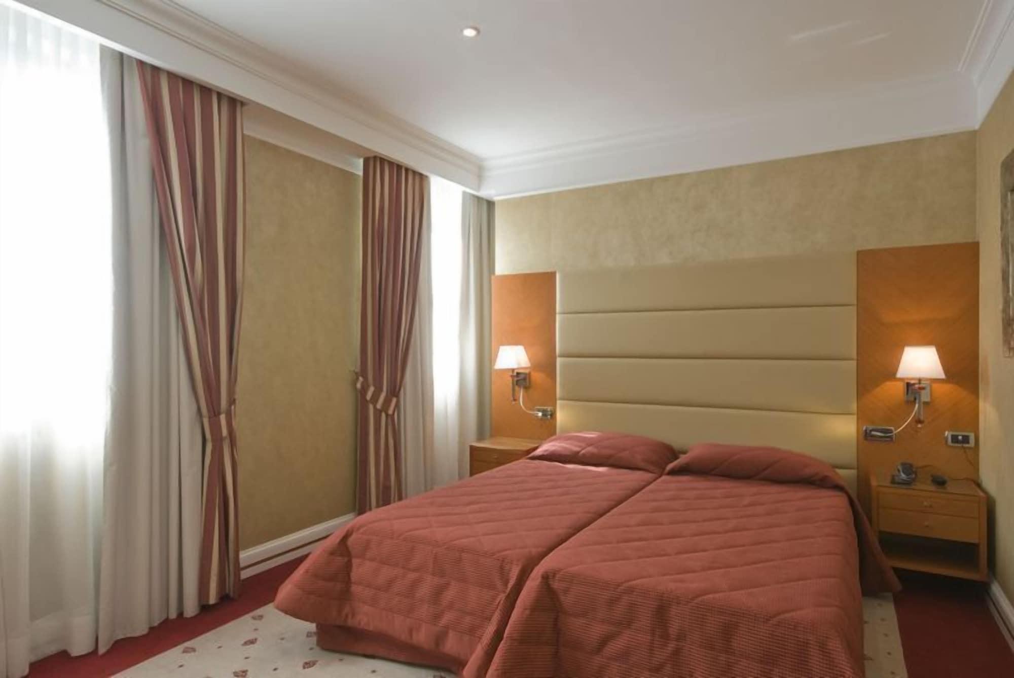 Hotel Perusia Перуджа Екстер'єр фото