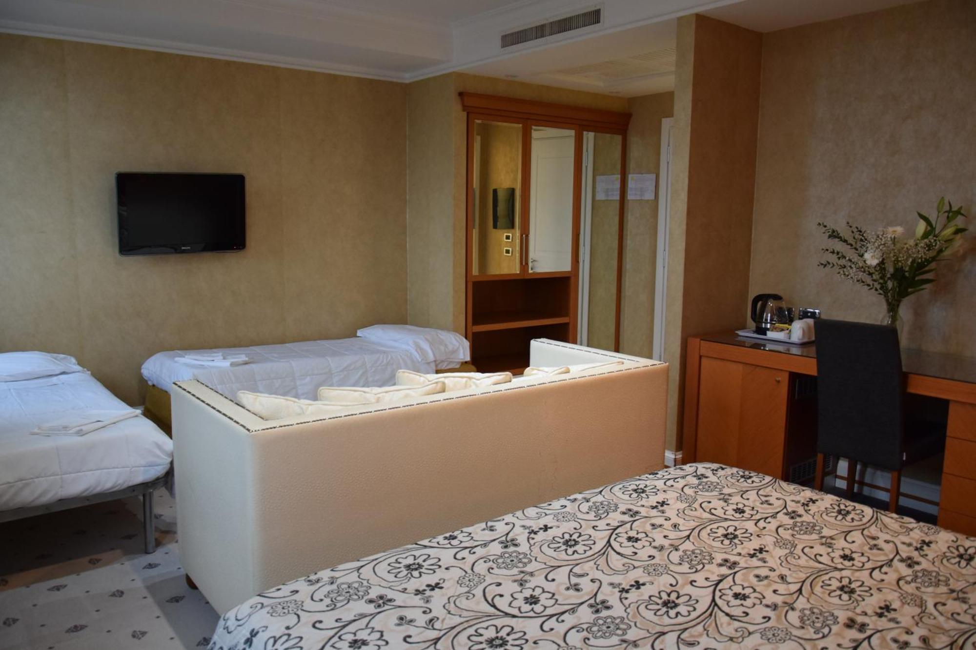 Hotel Perusia Перуджа Екстер'єр фото