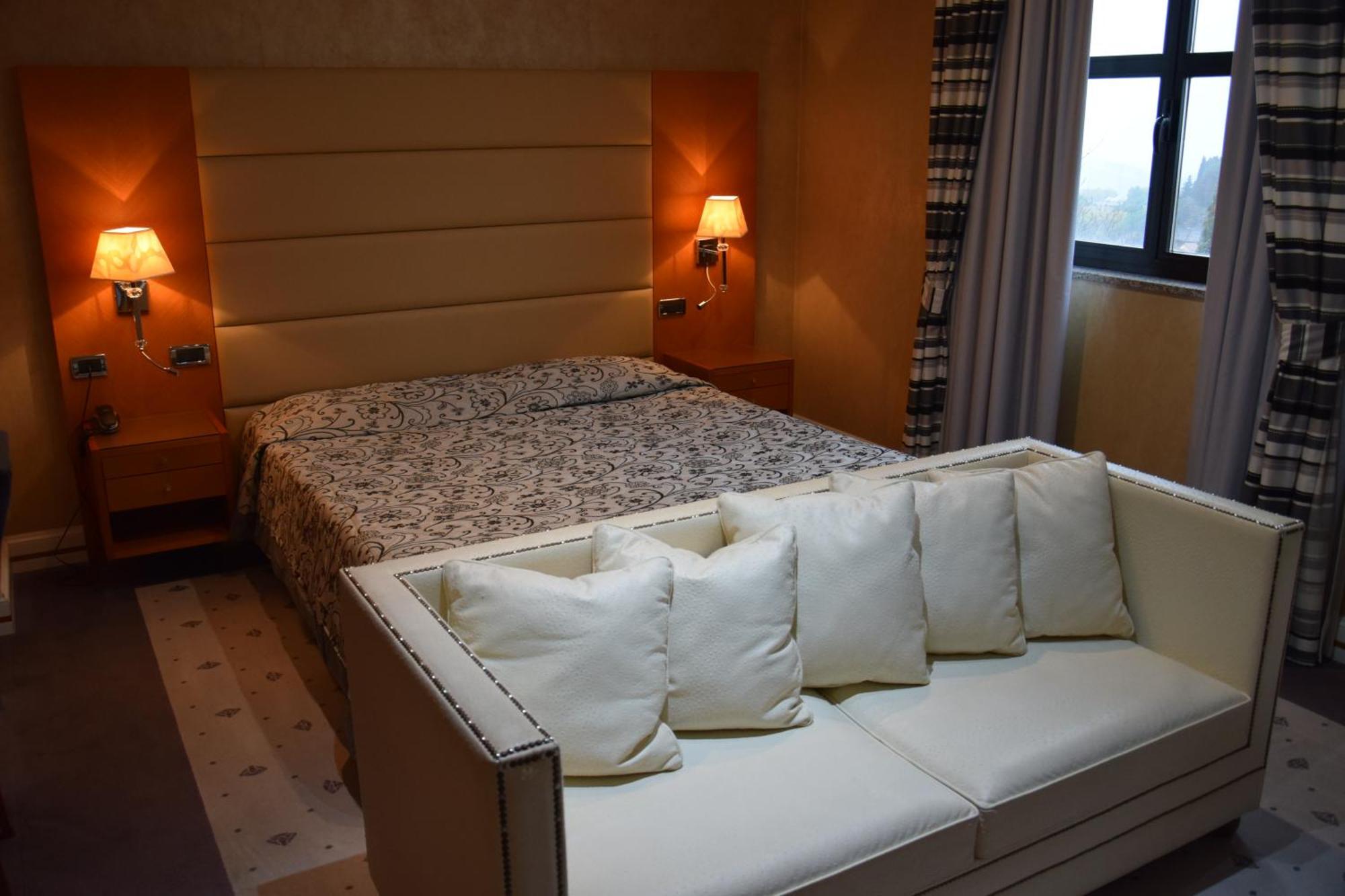 Hotel Perusia Перуджа Екстер'єр фото