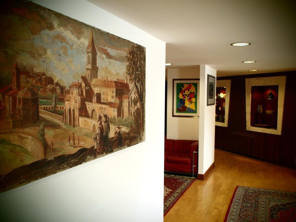 Hotel Perusia Перуджа Екстер'єр фото
